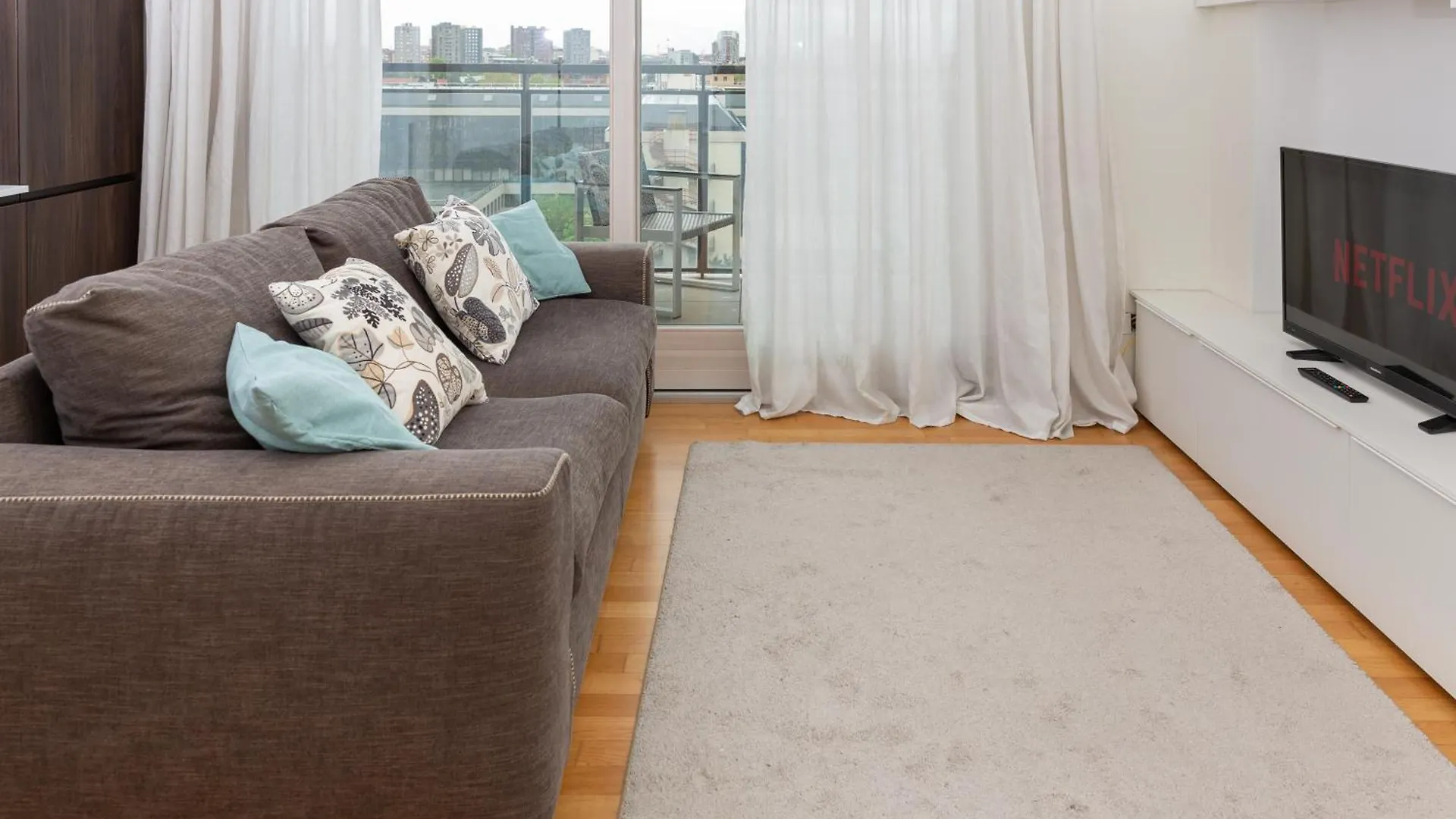 Gym And Pool Exclusive Apartment Milán