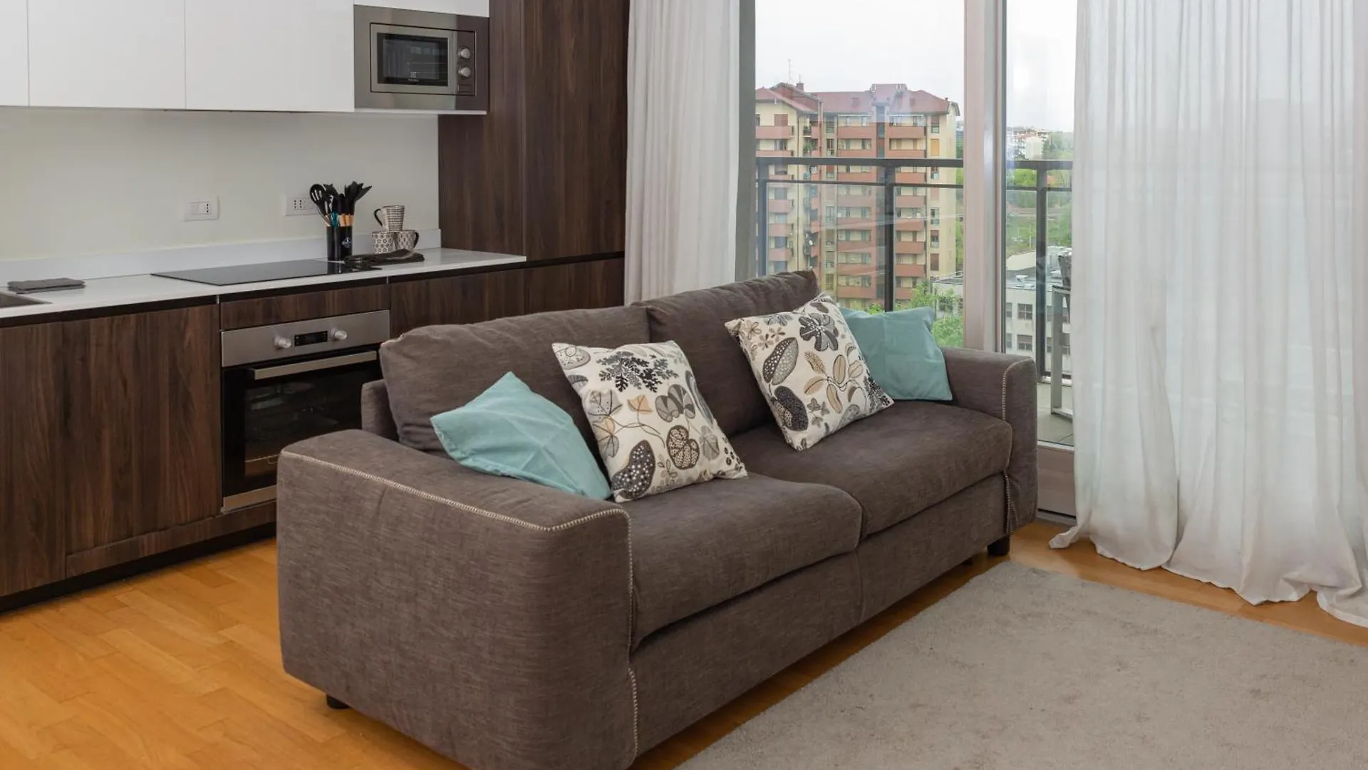 Gym And Pool Exclusive Apartment Milaan